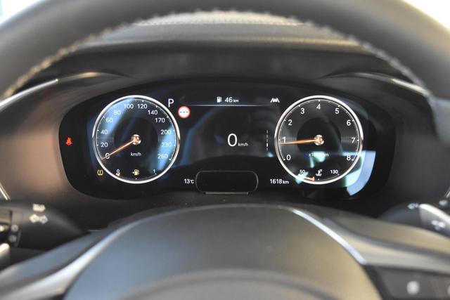 G70 2.0T 4WD Luxury Automatik / Head-up Soundsystem Navi 360 Kamera Leder Heckkl. elektr./ ALU18 LED 