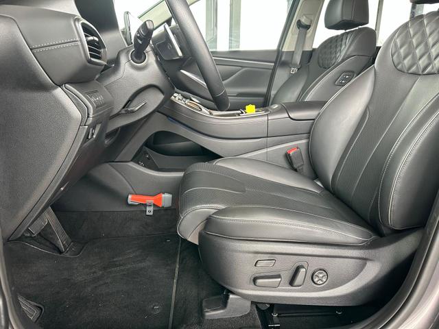 SANTA FE Premium 1.6 T-GDI HEV / AHK abnehmb./ Head-up Leder incl. Belüft./ elektr.Heckkl./ LED 