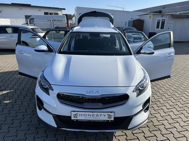 Kia XCeed - 1.6 Plug-in Hybrid Vision*UNFALLFREI*AUTOMATIK*VOLLE-HERSTELLERGARANTIE*FULL-MANUFACTURER-WARRANTY*SERVICE NEU*TÜV NEU*M.AUSW*EURO 6* HECKLEUCHTEN LED*APPLE-CAR-PLAY*ANDROID AUTO*AUX-IN ANSCHLUSS*SITZHEIZUNG*LENKRAD BEHEIZBAR*RÜCKFAHRKAMERA*REIFEN