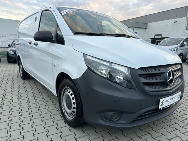 Mercedes-Benz Vito Kasten - 114 CDI/Blue TEC RWD lang*NAVIGATION*8XREIFEN*ABS**REIFENDRUCK-KONTROLLSYSTEM*NEBELSCHEINWERFER*START/STOP ANLAGE MOTOR*ASR*PARTIKELFILTERWEGFAHRSPERRE*TAGFAHRLICHT*SITZHEIZUNG*ESP*START/STOP AUTOMATIK *3 SITZER*MULTIFUNKTIONSLENKRAD*TEMPOMA