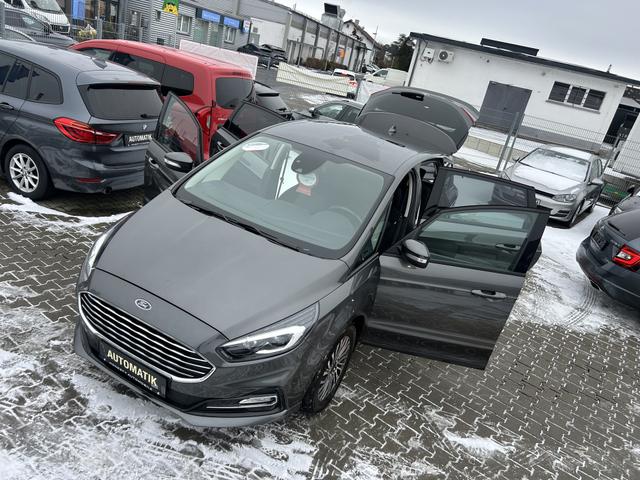 Ford S-MAX 2.0 EcoBlue*AUTOMATIK*NAVIGATION*SITZHEIZUNG*MULTIFUNKTIONSLENKRAD*ANH&Auml;NGERKUPPLUNG VORBEREITUNG*AD-BLUE*RU&szlig;PARTIKELFILTER*ASR*SPORTSITZE VORNE*BERGANFAHR-ASSISTENT*ESP*GARANTIE*ASR*NOTBREMS-ASSISTENT*HECKLEUCHTEN LED*AUX-IN*USB*APPLE-CAR-PLAY* 