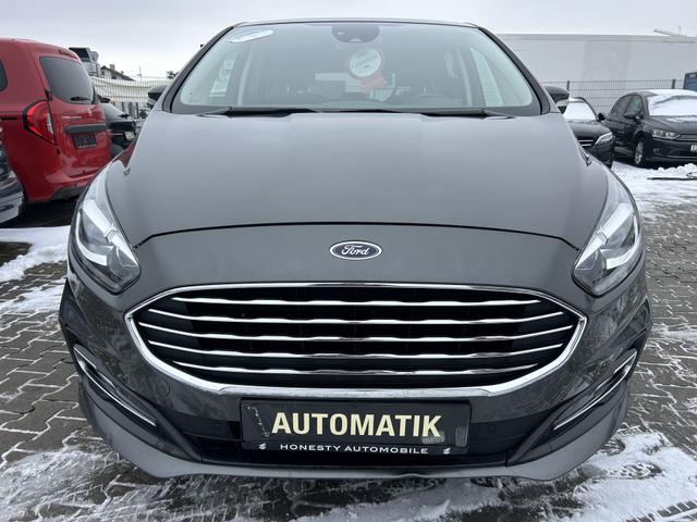 Ford S-MAX 2.0 EcoBlue*AUTOMATIK*NAVIGATION*SITZHEIZUNG*MULTIFUNKTIONSLENKRAD*ANH&Auml;NGERKUPPLUNG VORBEREITUNG*AD-BLUE*RU&szlig;PARTIKELFILTER*ASR*SPORTSITZE VORNE*BERGANFAHR-ASSISTENT*ESP*GARANTIE*ASR*NOTBREMS-ASSISTENT*HECKLEUCHTEN LED*AUX-IN*USB*APPLE-CAR-PLAY* 