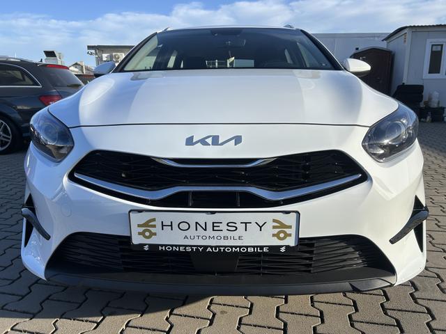 Kia Ceed Sportswagon 1.6 CRDi Mild Hybrid Vision*SOFORT VERF&Uuml;GBAR*SPURHALTEASSISTENT*LENKRAD BEHEIZBAR*MULTIFUNKTIONSLENKRAD*ABS*TCS*ESP/ESC*BERGANFAHR-ASSISTENT*W&Auml;RMESCHUTZVERGLASUNG*BREMSASSISTENT*APPLE-CAR-PLAY*ANDROID AUTO*HECKSCHEIBEN HEIZBAR*LENKRAD LEDER*DACHSPO 
