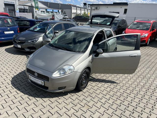 Fiat Grande Punto 1.3 Dynamic*NUR EXPORT ODER GEWERBE*KLIMA*LENKRAD LEDER*ABS*ESP/ESC*DREHZAHLMESSER* 6 GANG*FENSTERHEBER ELEKTR. VORNE*MSR*BERGANFAHRHILFE*AU&szlig;ENSPIEGEL ELEKTR VERTSTELL UND HEIZBAR*RADIO/ CD-PLAYER*BORDCOMPUTER*W&Auml;RMESCHUTZVERGLASUNG* 