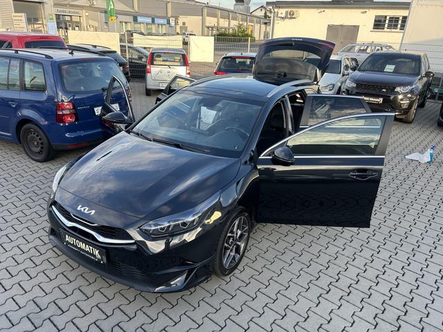Kia Ceed Sportswagon 1.6 CRDi Mild Hybrid Platinum Edition (EURO 6d-TEMP)*SERVICE NEU*ABS*TCS*EBD*ESP*SPURHALTEASSISTENT*NAVIGATION*ELEKTR. FAHRERSITZ*HECKLEUCHTEN LED*LENKRAD LEDER*LENKRAD HEIZBAR*WEGFAHRSPERRE*W&Auml;RMESCHUTZVERGLASUNG*APPLE-CAR-PLAY*ANDRIOD-AUTO*AUX-IN* 