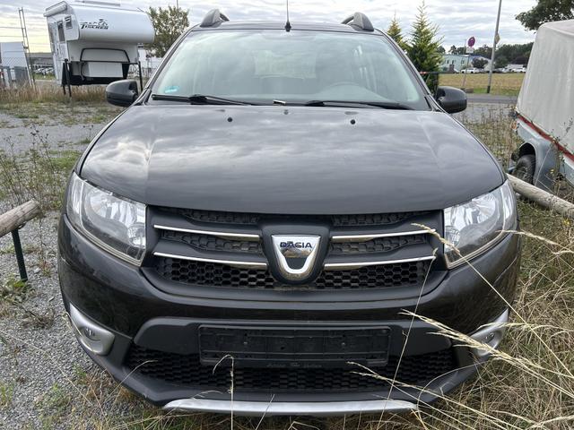 Dacia Sandero Stepway 0.9 TCe 90 Prestige*NICHT FAHRBEREIT MOTOR DEFEKT*AUTO STEHT NICHT BABENHAUSEN!*1 HAND*ABS*ASR*TAGFAHRLICHT*BORDCOMPUTER*ESP*NAVIGATION*RAUCHER-PAKET*SERVOLENKUNG*STEPWAY*FAHRWERK ERH&Ouml;HT*FREISPRECHEINRICHTUNG BLUETOOTH*AU&szlig;ENSPIEGEL ELEKT 