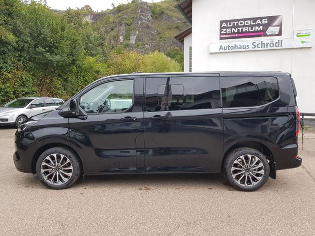 Ford / Tourneo Custom / / / / 