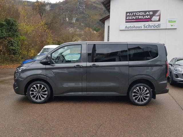 Ford / Tourneo Custom / / / / 