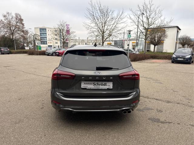 Ford / Focus Turnier / Grau / / / Focus ST-Line X 1.0 EcoBoost Mild-Hybrid S/S (EURO