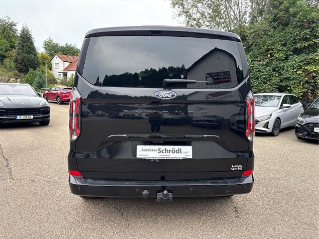Ford / Tourneo Custom / Schwarz / / / 