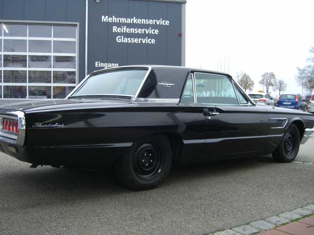Ford Thunderbird 2 Door 