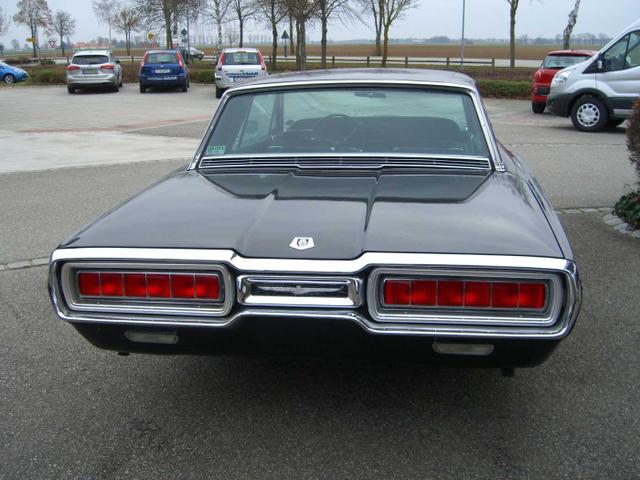 Ford Thunderbird 2 Door 