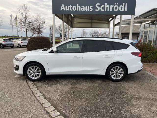 Ford / Focus Turnier / Weiß / / / 1,0 Ltr. - 125 PS EcoBoost 