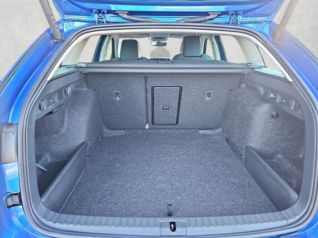 Skoda Octavia Combi - 2.0 TDI 110 kW Selection DSG Na...