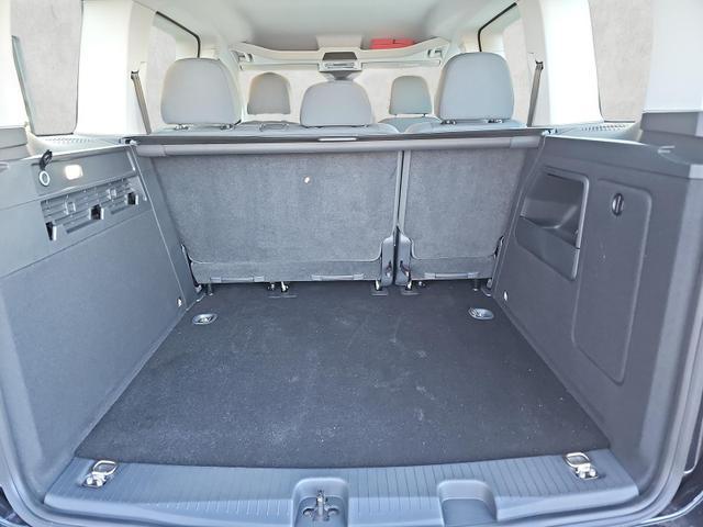 Volkswagen Caddy - Basis 1.5 TSI DSG Family 5-Si. AppCon R...