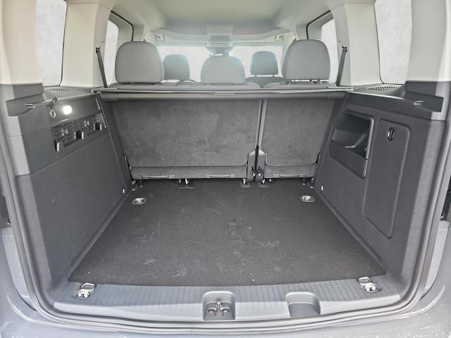 Volkswagen Caddy - Basis 1.5 TSI DSG Family 5-Si. AppCon R...