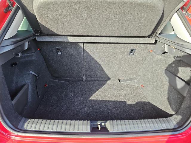 Skoda Kamiq - Ambition 1.0 TSI / AndroidAutoAppleCarP...