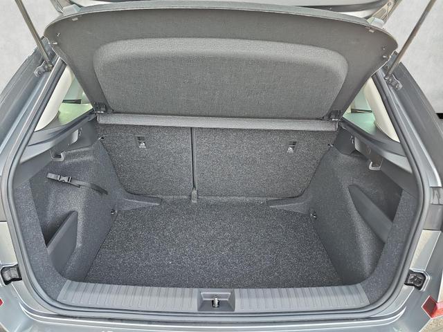 Skoda Kamiq - Selection 1.0 TSI DSG Black-Paket Kessy...