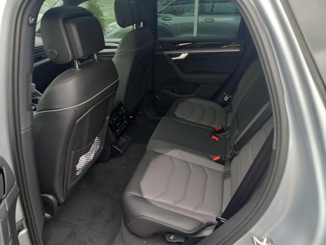 Volkswagen Touareg R-Line FINAL EDITION 3.0 V6 TDI 4MOTION 210 kW Automatik 8-Gang 