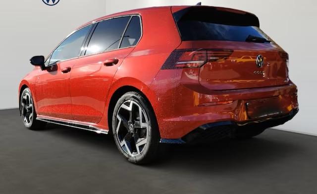 Volkswagen Golf R-Line 1.5 eTSI 110 kW DSG7 