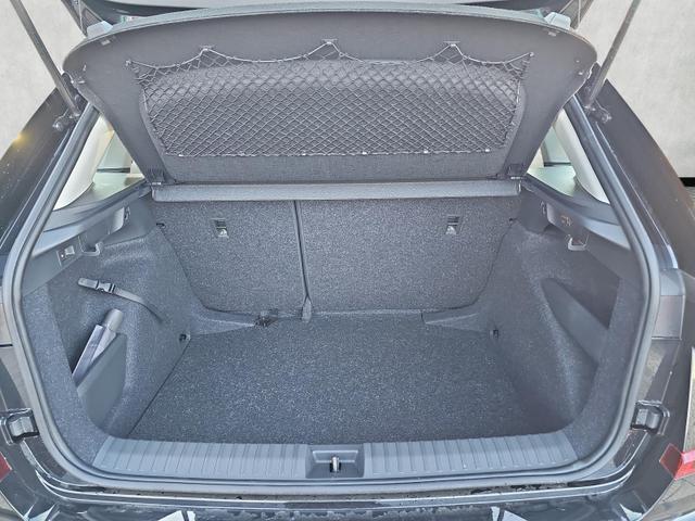 Skoda Kamiq - Selection 1.5 TSI DSG R&uuml;ckfahrkamera AH...