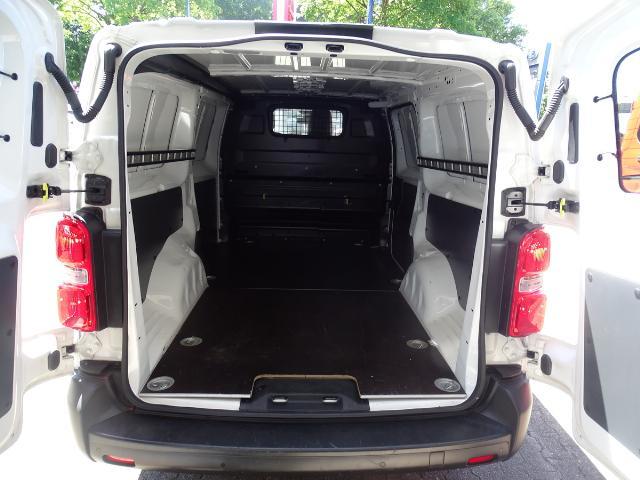 Jumpy Kastenwagen 2.0 BlueHDi 145 L3H1 XL Control Klima PDC 