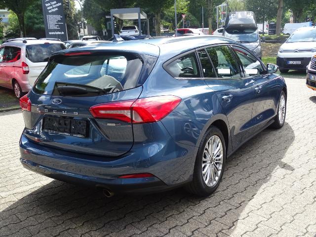 Focus Turnier 1.0 EcoBoost Hybrid Titanium 