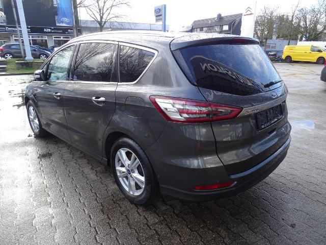 S-MAX 2.5 Duratec (FHEV) Hybrid Titanium 