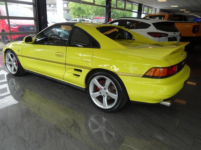 MR 2 W2 2.0 GT-i 16 T-Bar 
