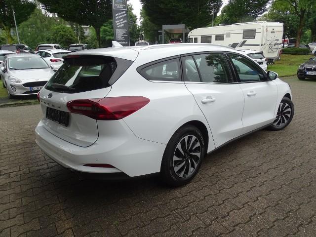 Ford Focus Turnier 1.0 EcoBoost Mild-Hybrid Titanium 