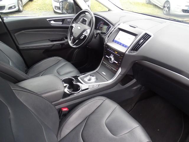 Ford S-MAX 2.5 Duratec FHEV Hybrid Titanium 