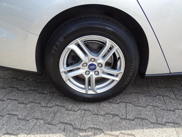 Ford Focus Turnier 1.0 EcoBoost Cool&Connect Automatik 