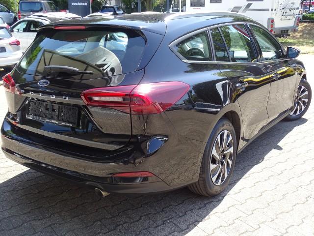 Ford Focus Turnier 1.5 EcoBlue Titanium Automatik 