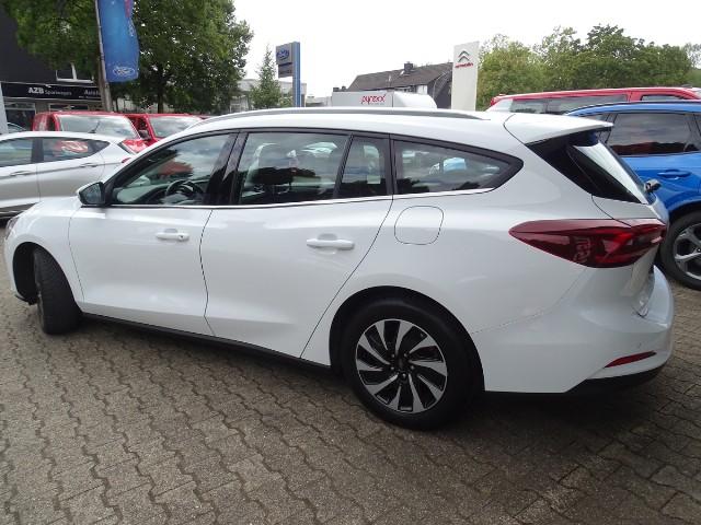 Ford Focus Turnier 1.5 EcoBlue Titanium Automatik 
