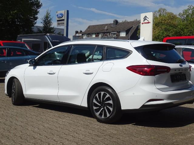 Ford Focus Turnier 1.5 EcoBlue Titanium 