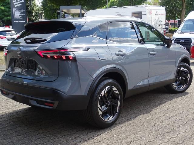 Qashqai 1.3 MHEV X-Tronic N-Connecta Winterpaket Glasdach 
