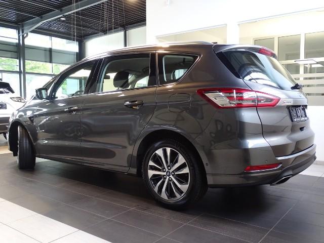 S-MAX 2.0 EcoBlue Titanium Automatik 