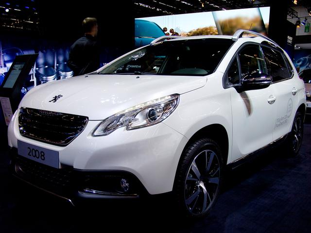 Peugeot 2008 - PureTech 100 Active