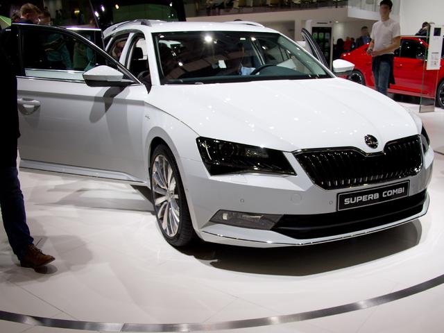 Skoda Superb Combi