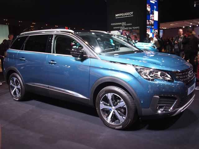 Peugeot 5008 - PureTech 130 Access