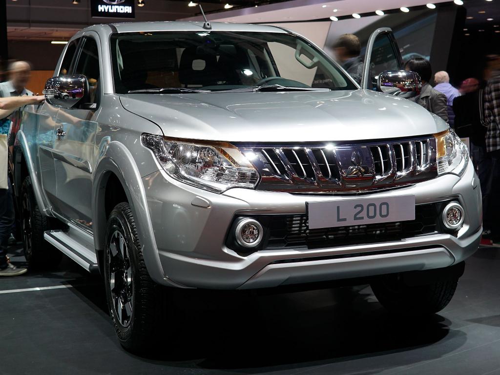 Mitsubishi l200 intense