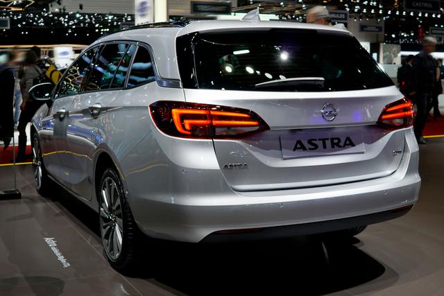 Opel Astra Sports Tourer