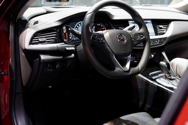 Opel Insignia Grand Sport - 2.0 Turbo 147kW Ultimate Auto GS