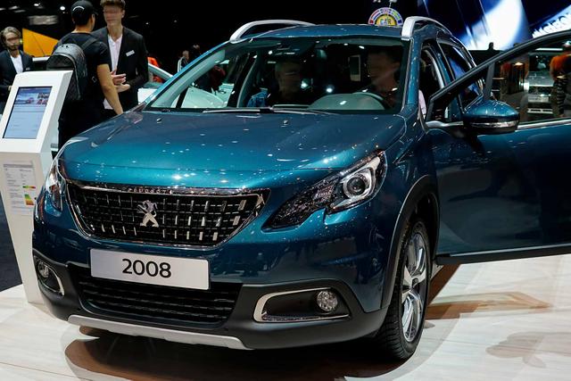 Peugeot 2008 PureTech 100 Allure