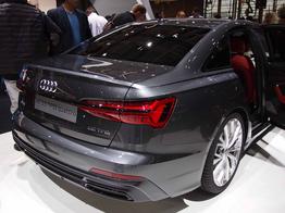Audi A6, Beispiel-Fotos beliebig bestell- und wunschgemäß konfigurierbarer Modelle. 