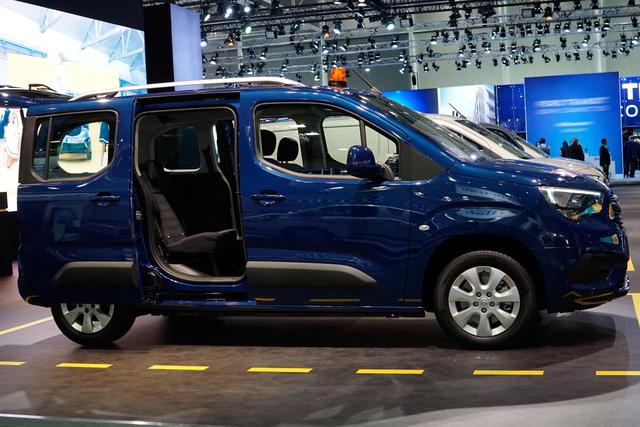 Зеркало opel combo