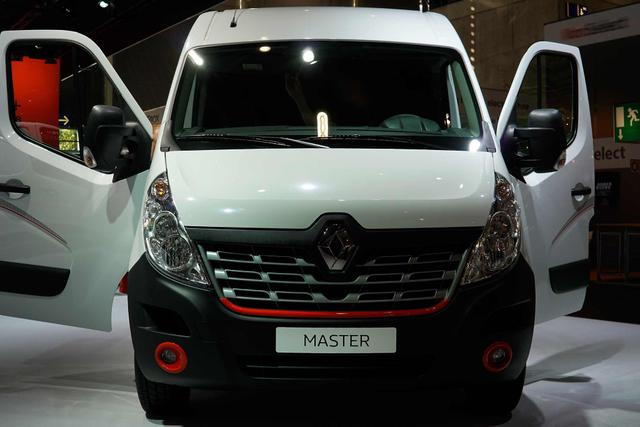 Renault Master Kastenwagen - 2.3 dCi 135 2,8t L1H1 Front Ecoline