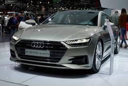 Audi A7, Bilder sind beliebige Beispiele aus der frei konfigurierbaren Modellreihe. Durch kurzen Hinweis per Mail erhalten Sie von uns Original-Abbildungen.