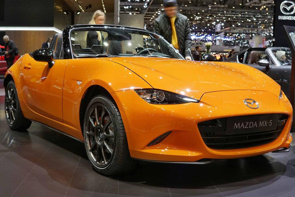 Mazda Mx 5 Revolution G132 Navi Dab Bose Adaptvollled Lmf Klimaaut Temp Pdc Leder Spur Totw Shz Sperr Gunstig Online Kaufen