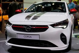 Opel Corsa, Bilder sind beliebige Beispiele aus der frei konfigurierbaren Modellreihe. Durch kurzen Hinweis per Mail erhalten Sie von uns Original-Abbildungen.